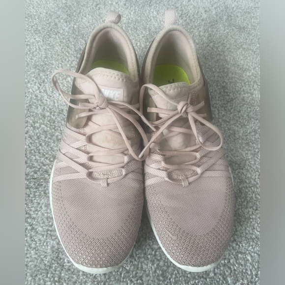 Nike Free Training Shoes - Picture 3 of 9